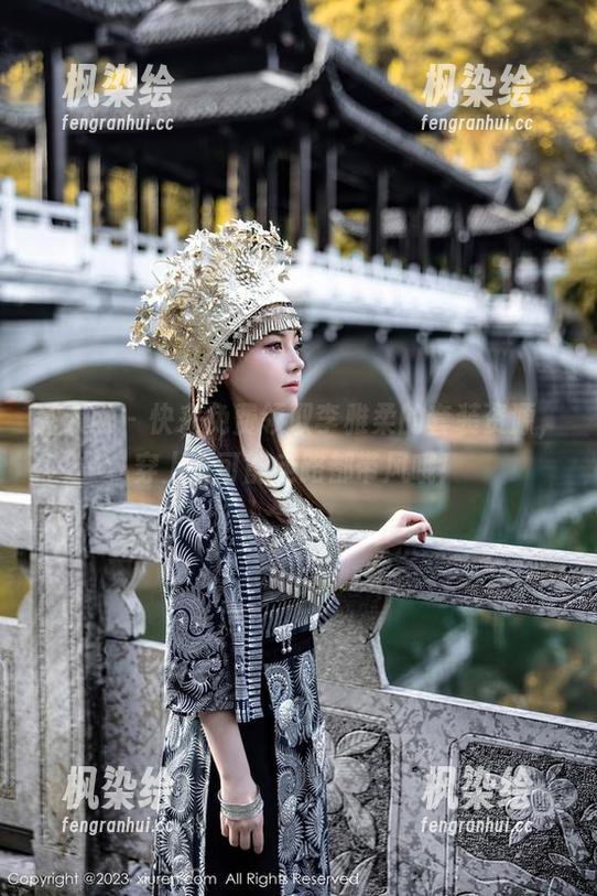 秀人网-李雅柔 秀人网 - 快来免费领取李雅柔的套装资源,穿上后可能走路都带风哦!