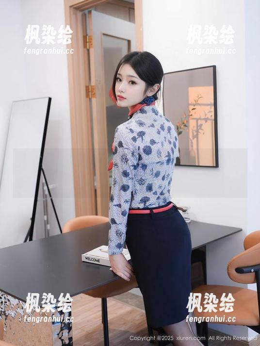 秀人网-灿宝 秀人网 - 灿宝在线:吊带?可是我记得这是“致命诱惑”吧
