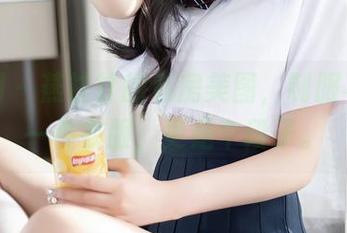 秀人网 - 燕甘甘的私房美图，制服不只是一件衣服，更是个段子。