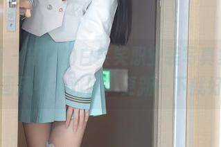 秀人网 - 新来的白笑笑职业装写真集，有些画风不太对哦！更新一下就好。