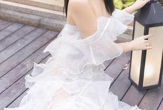 秀人网 - 三亚海风中的糯美子mini与和服：别说您不想把她的作品集分享给朋友！