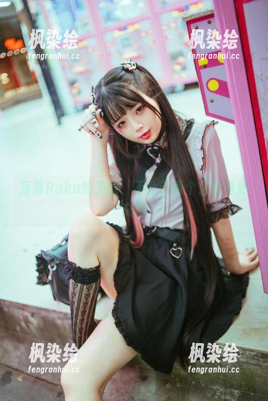 落落Raku的美图，不止于两个人的奇妙交错