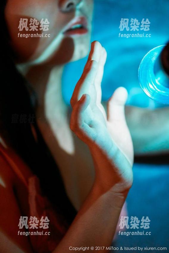 蜜桃社-琉璃lily 蜜桃社 - 琉璃lily的少女简史:神奇作品集等你来下载体验!