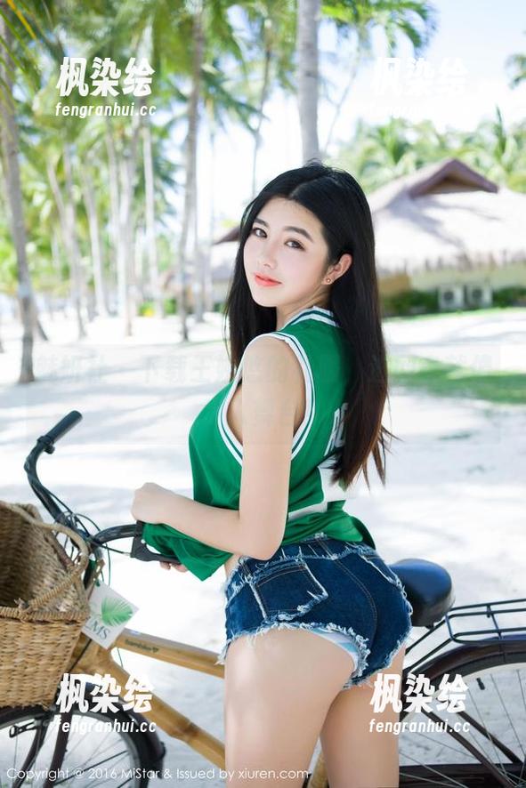 魅妍社 - 下载王婉悠的礼服，进网盘就像步入舞台！